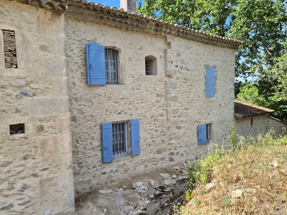 Façade ancienne et en pierres apparentes (12)
